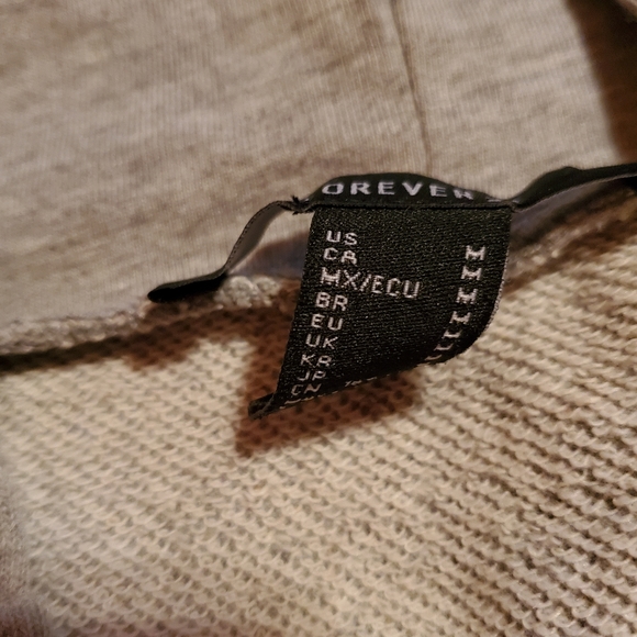 Two Long Sweatshirts - Picture 4 of 12